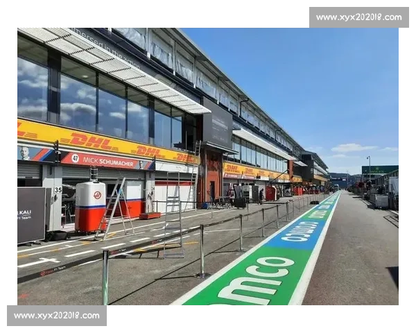 F1赛道事故背后的安全隐患与极速竞技风险全面深度解析与启示意义